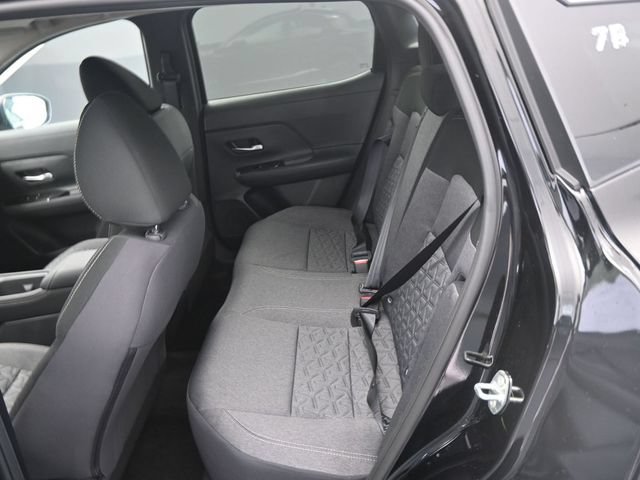 Used 2025 Nissan Kicks SV w/ SV Premium Package AWD/4WD image 21