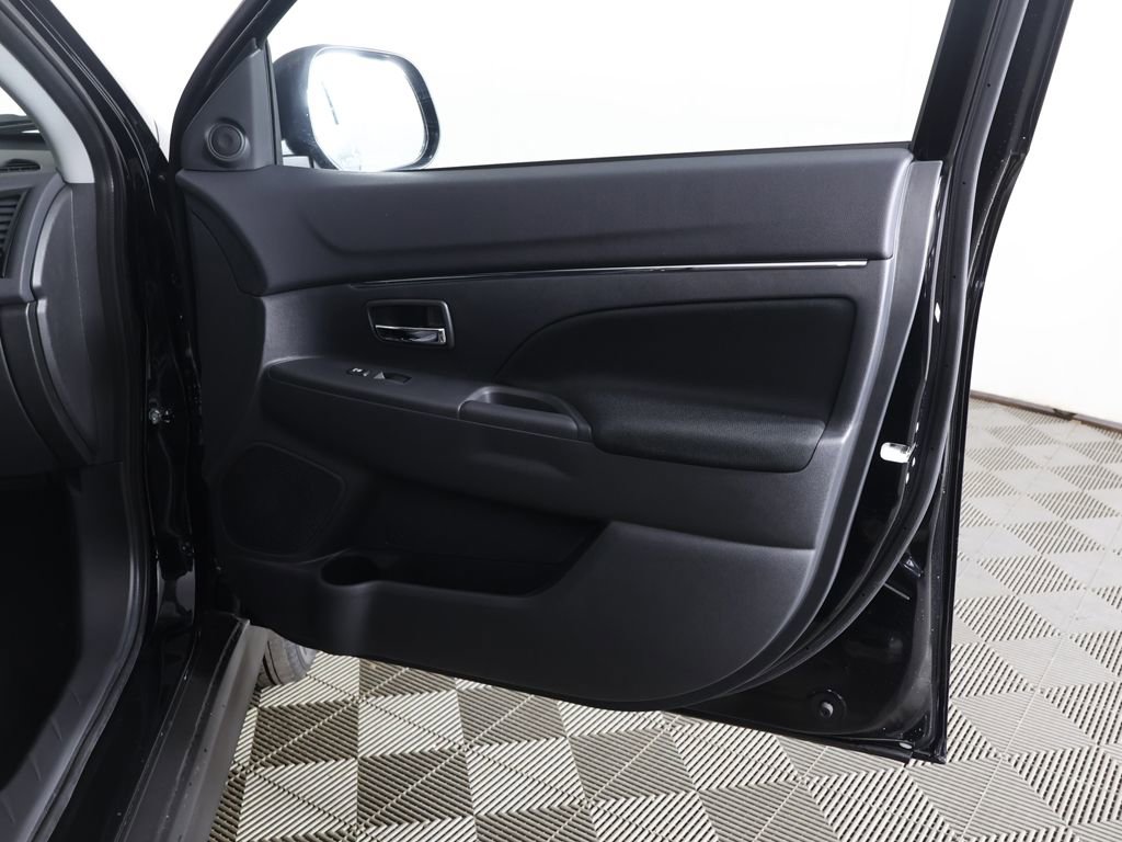 New 2026 Mitsubishi Outlander Sport ES image 21