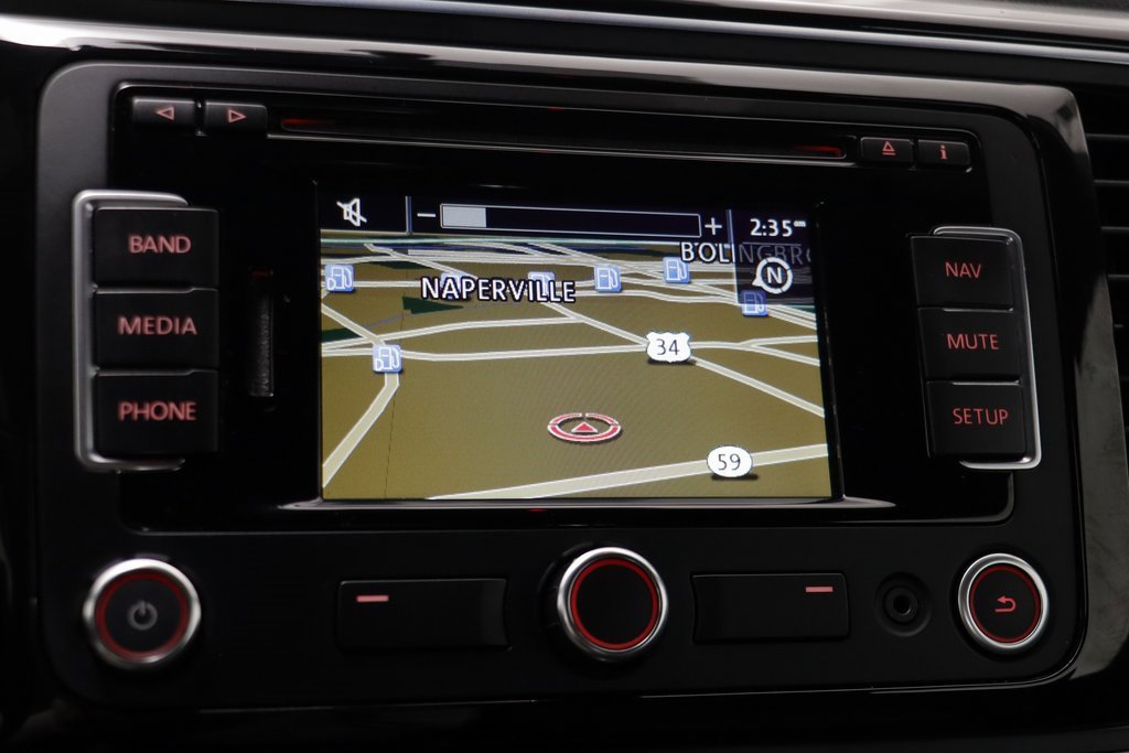 Used 2013 Volkswagen Beetle 2.5 image 10