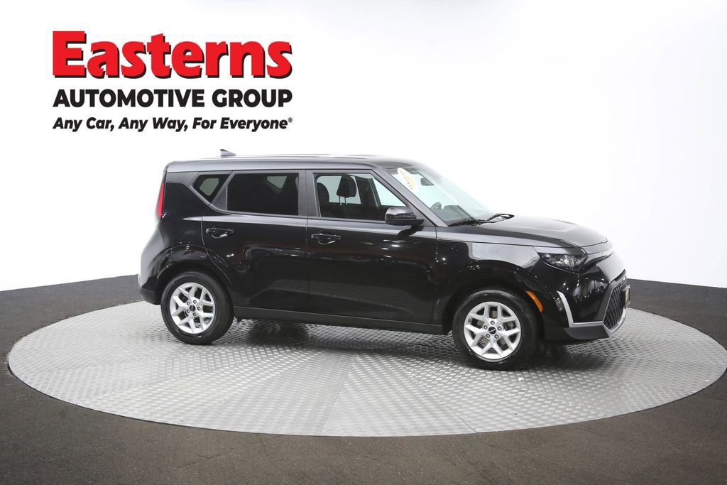 Used 2025 Kia Soul LX w/ LX Technology Package image 46