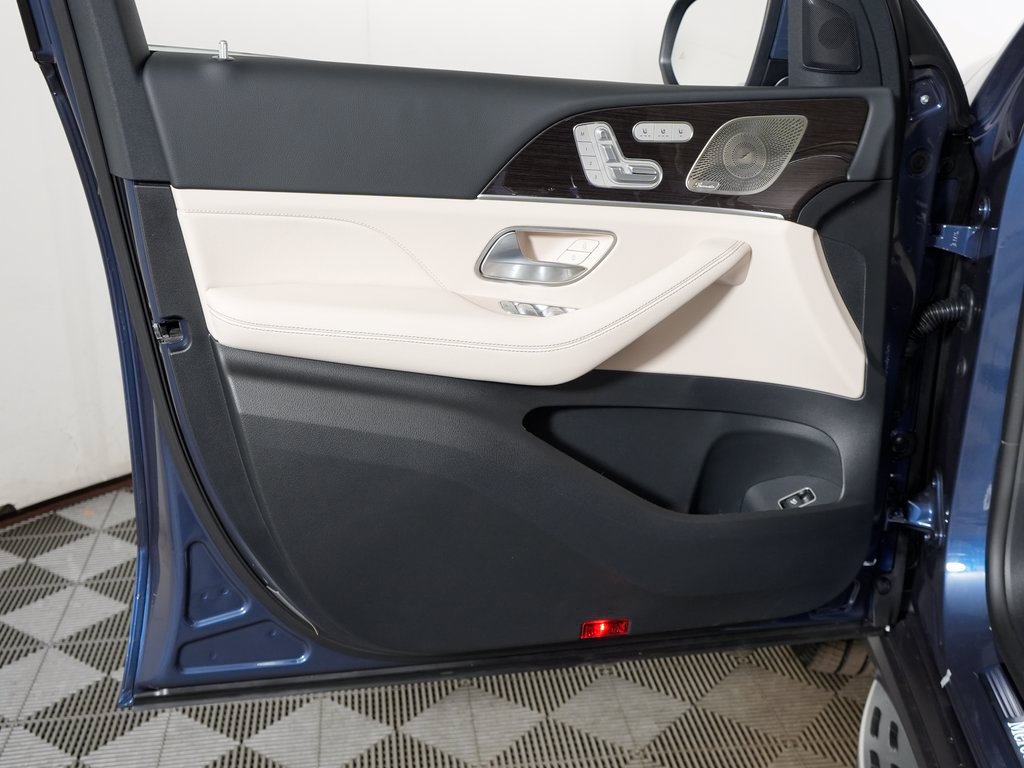 Certified 2026 Mercedes-Benz GLE 450 4MATIC image 11