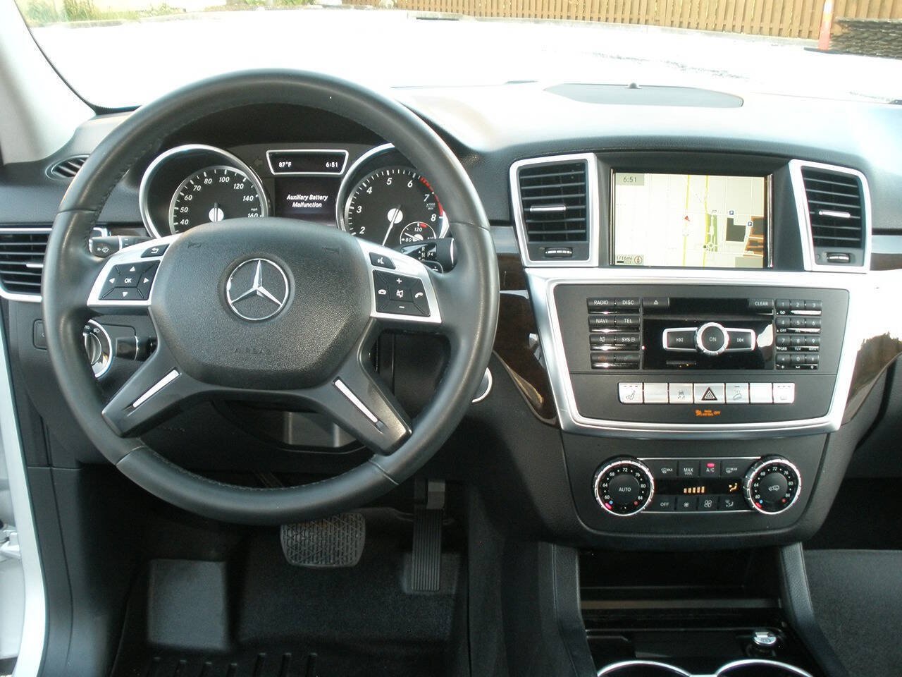 Used 2015 Mercedes-Benz ML 350 4MATIC image 33