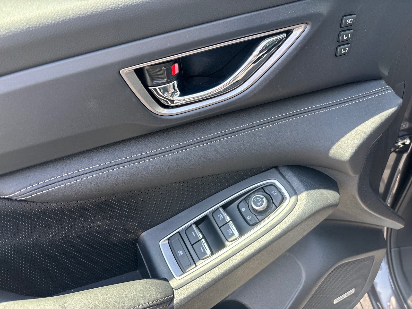 New 2026 Subaru Ascent Limited AWD/4WD image 10