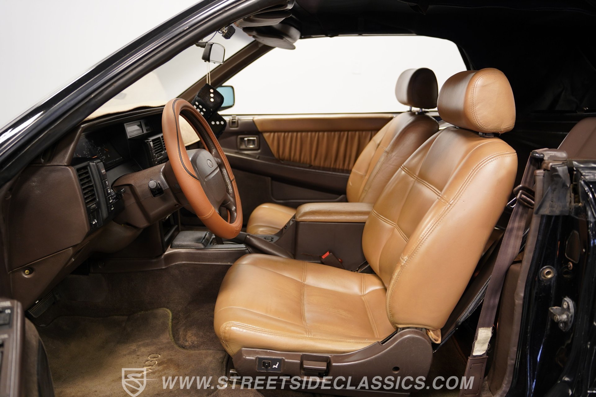 Used 1991 INFINITI M30 Convertible image 38