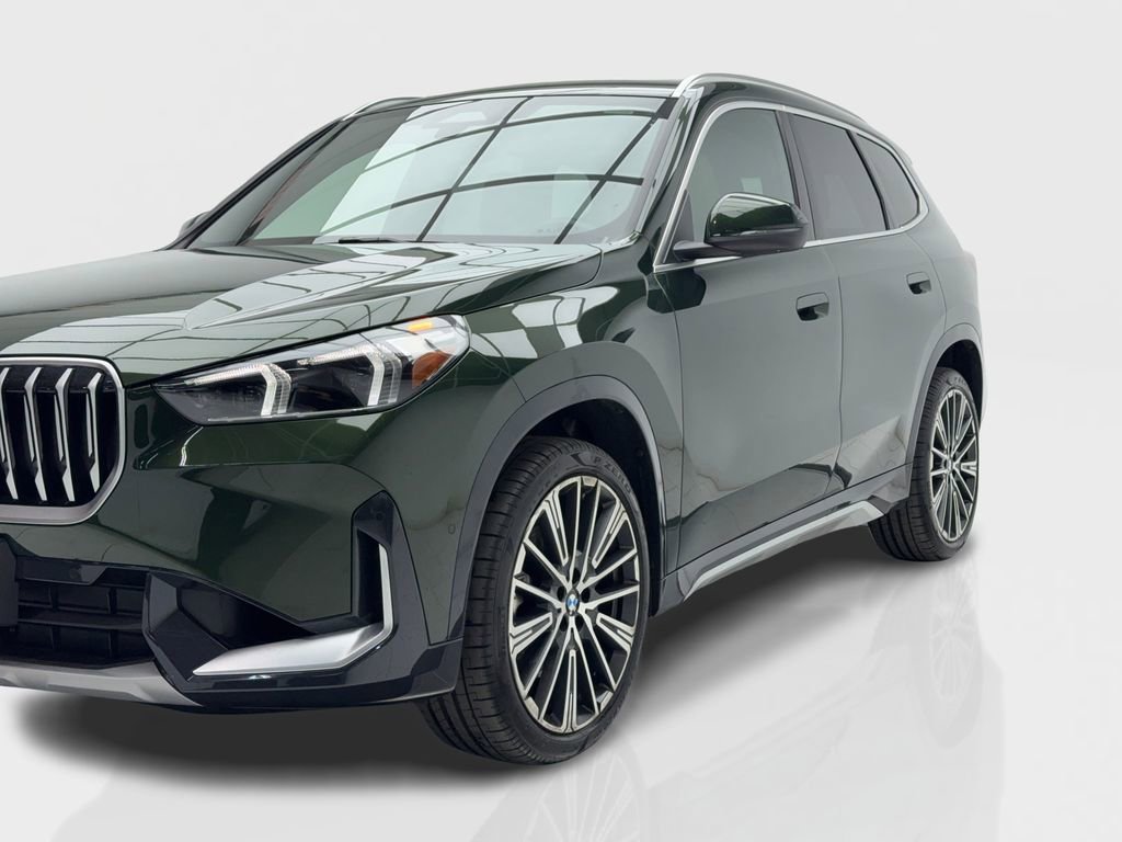 Used 2025 BMW X1 xDrive28i w/ Convenience Package image 4