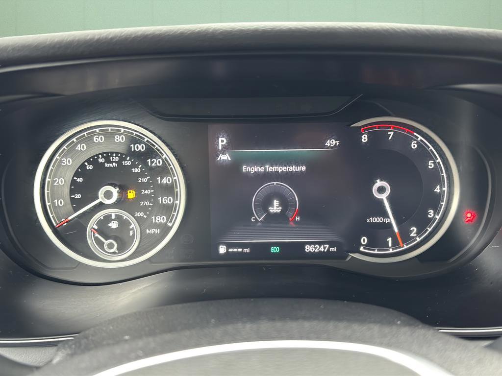 Used 2022 Genesis G70 3.3T image 28