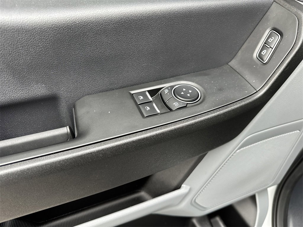 Used 2024 Ford F350 XL w/ XL Chrome Package image 11