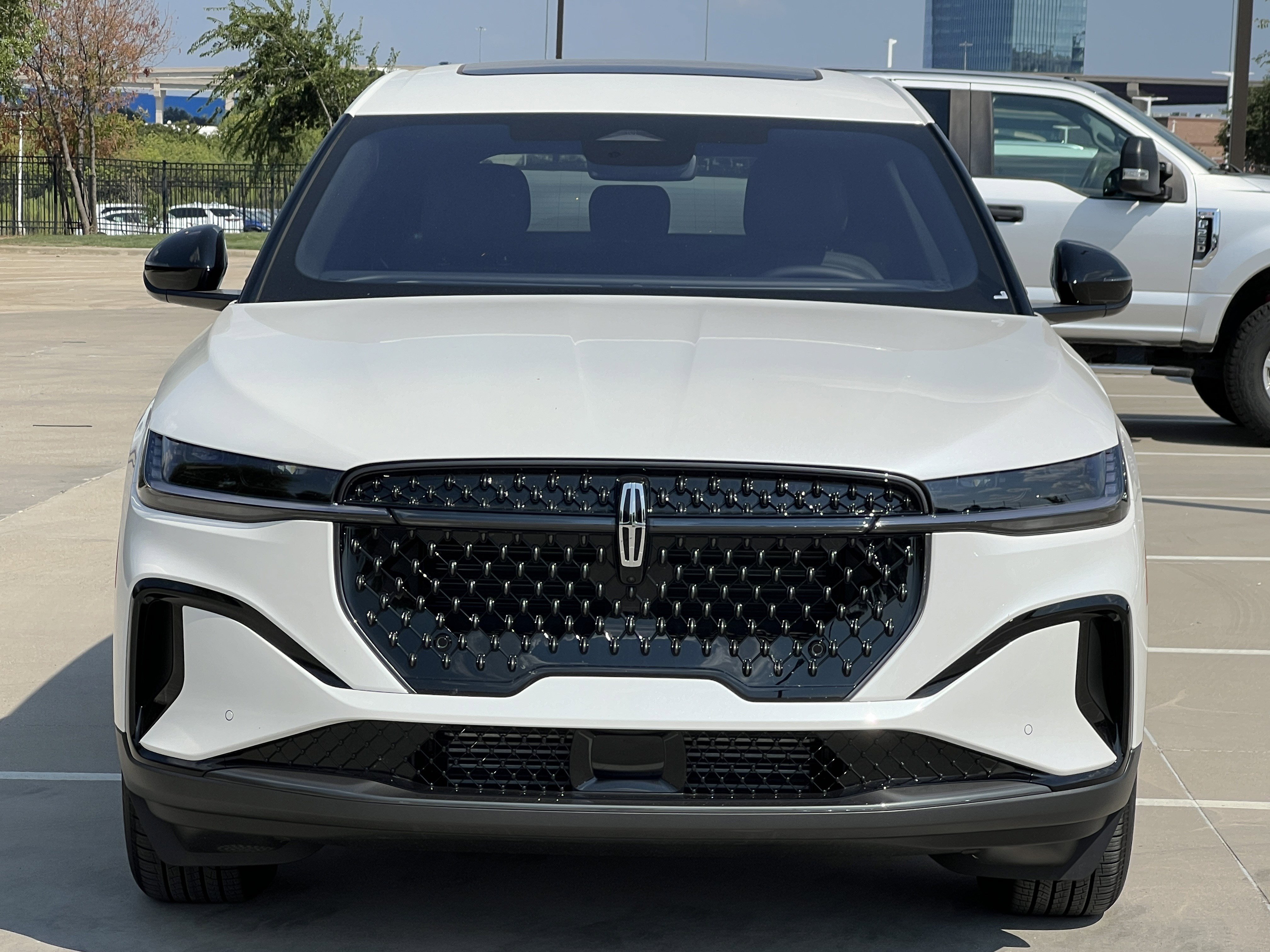 New 2025 Lincoln Nautilus Premier w/ Equipment Group 102A image 13