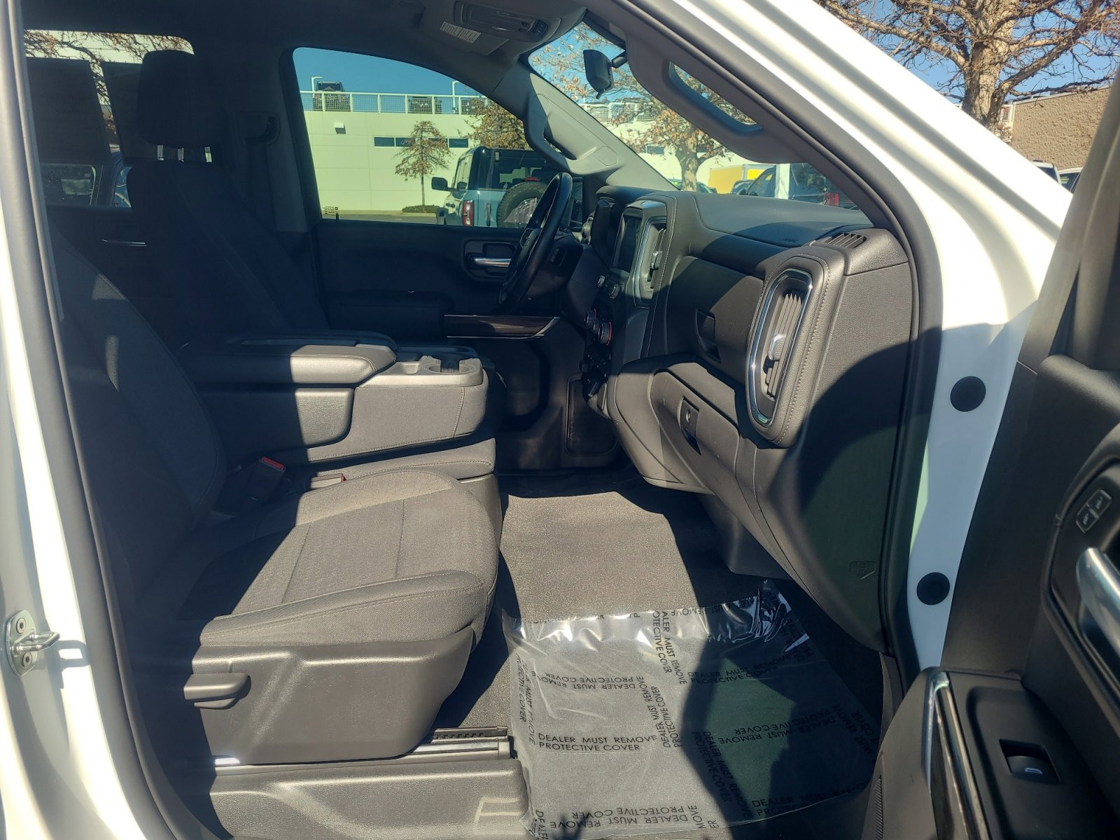 Used 2020 Chevrolet Silverado 1500 LT w/ Convenience Package image 19