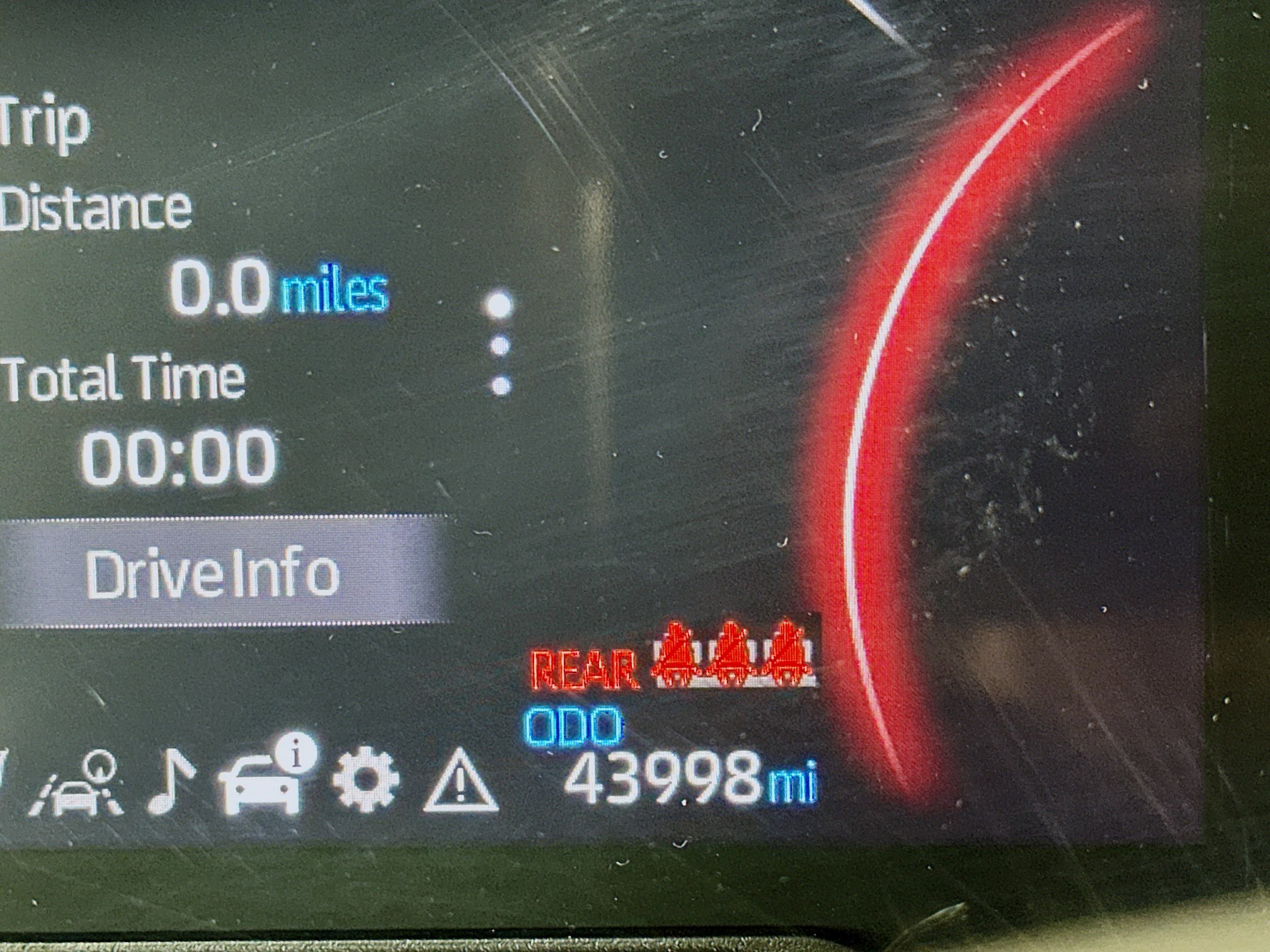 Used 2024 Toyota RAV4 LE image 19