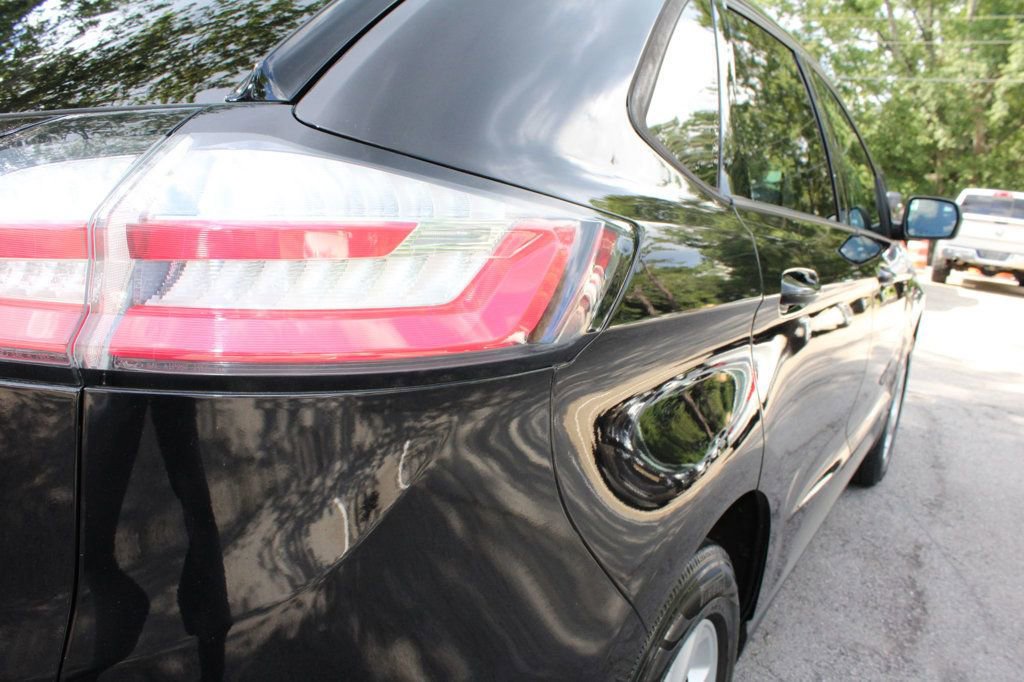 Used 2020 Ford Edge SE image 30