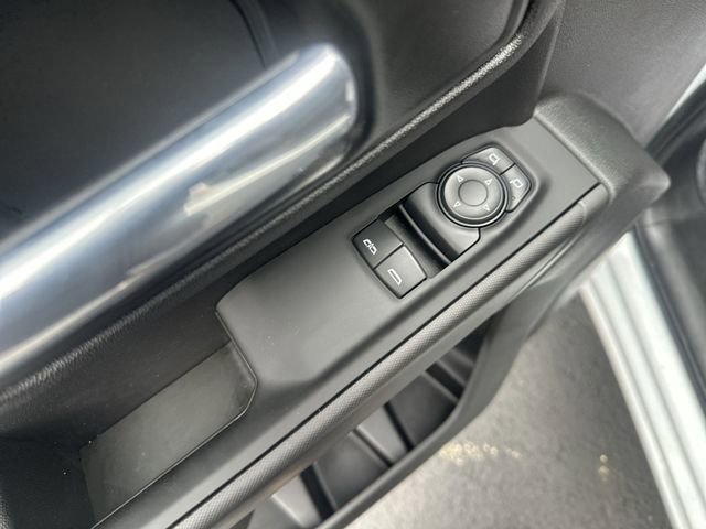 Used 2025 Chevrolet Silverado 1500 W/T w/ WT Value Package image 17