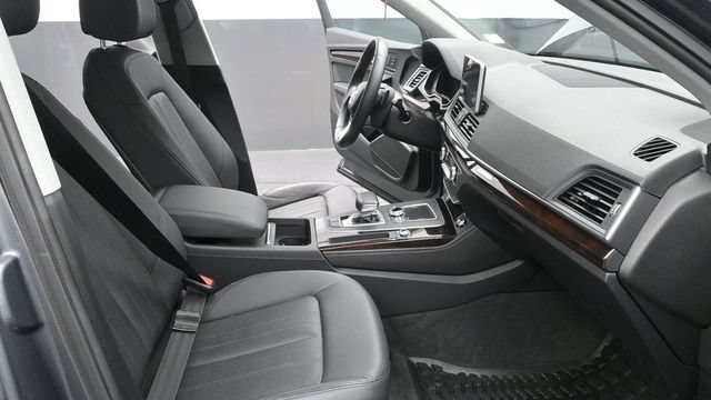 Used 2019 Audi Q5 2.0T Premium Plus AWD/4WD image 16