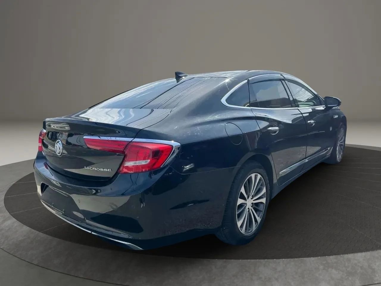 Used 2017 Buick LaCrosse Essence w/ Sun and Shade Package image 5