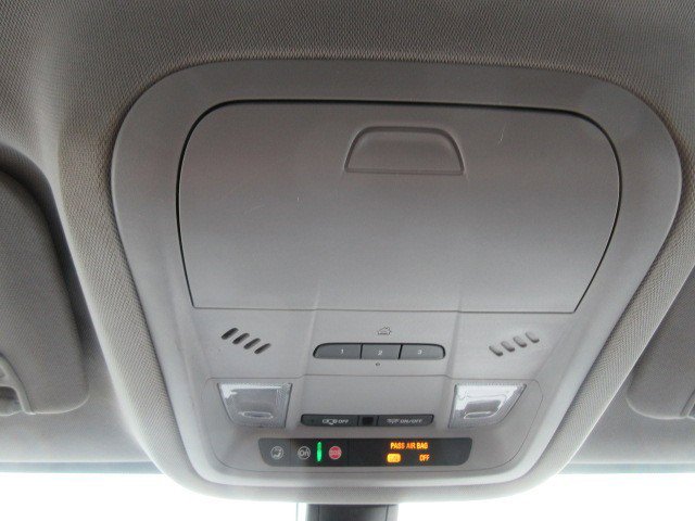 Used 2018 GMC Acadia SLT image 13