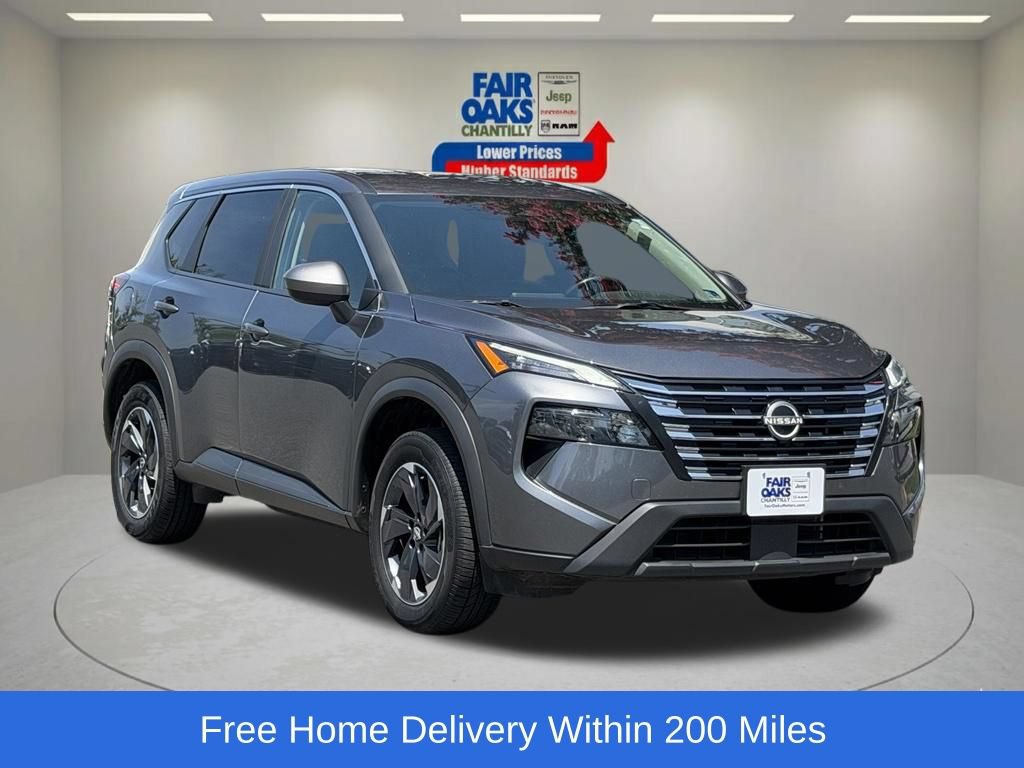 Used 2025 Nissan Rogue SV