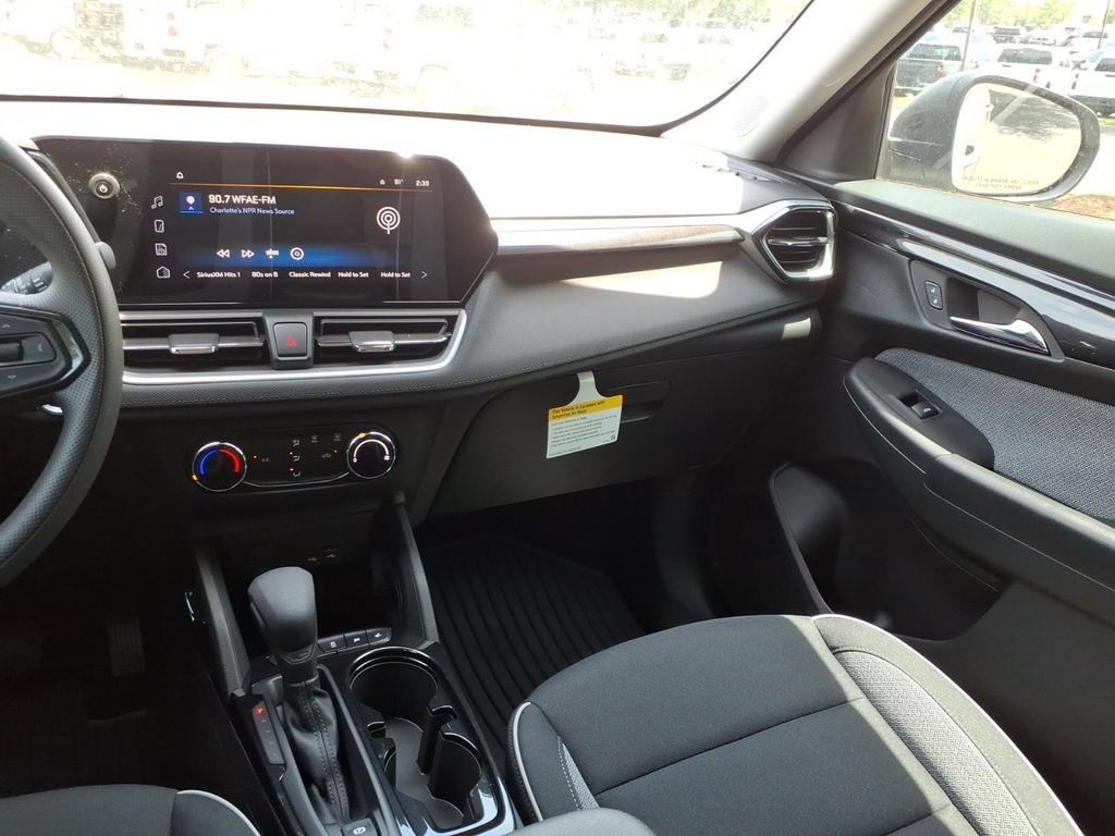 New 2026 Chevrolet TrailBlazer LS w/ LS Convenience Package FWD image 21