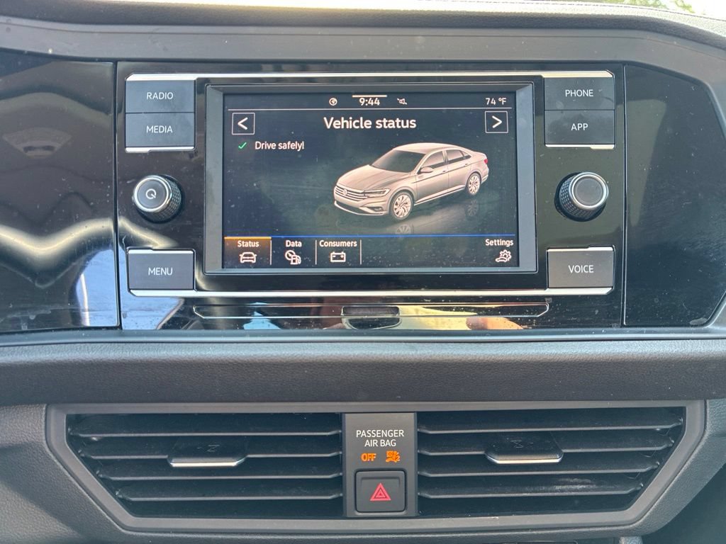 Used 2022 Volkswagen Jetta SE FWD image 18