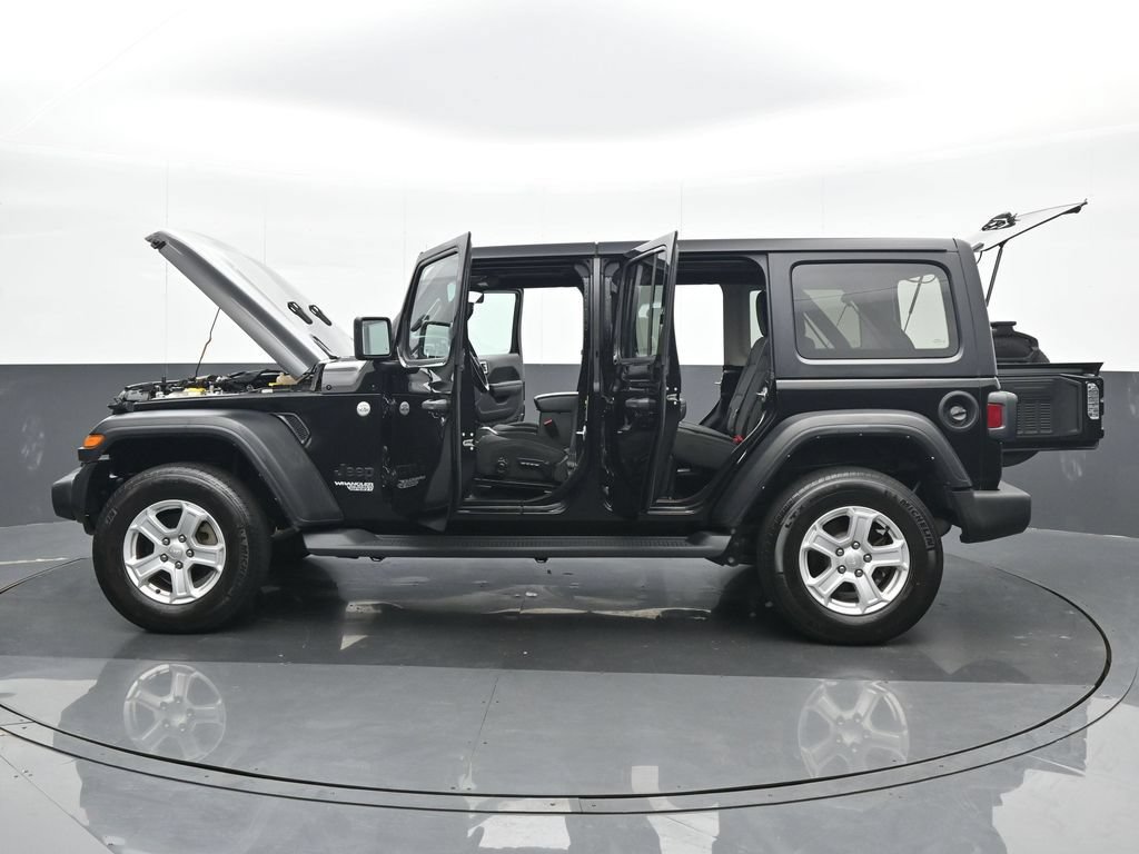 Used 2021 Jeep Wrangler Unlimited Sport AWD/4WD image 27