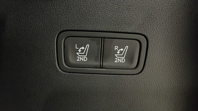 Used 2025 Hyundai Santa Fe Calligraphy AWD/4WD image 30