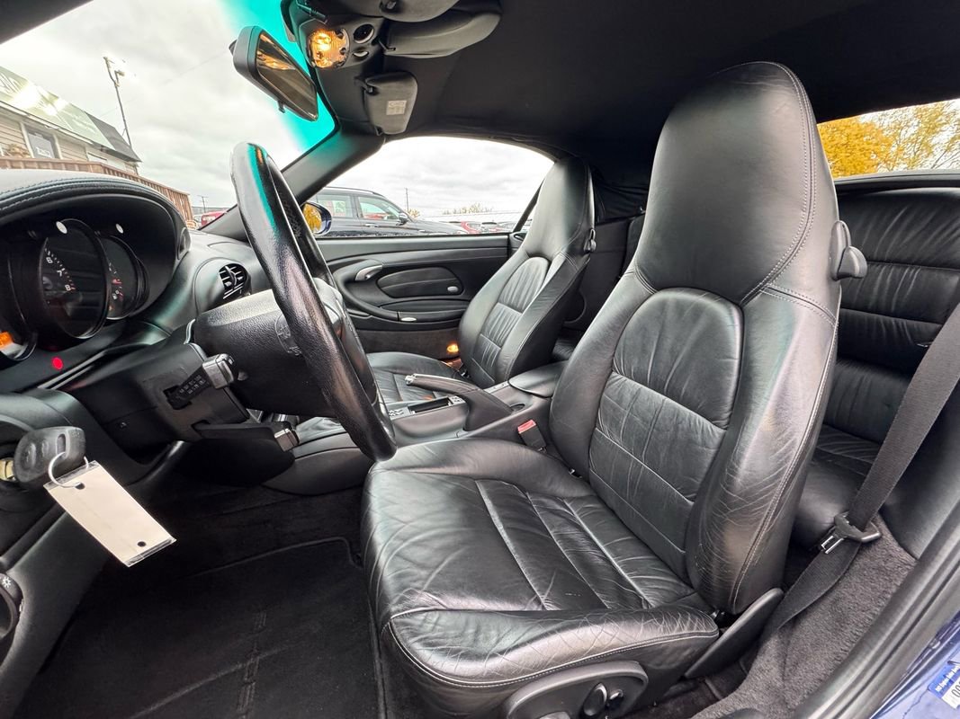 Used 2002 Porsche 911 Carrera 4 image 13