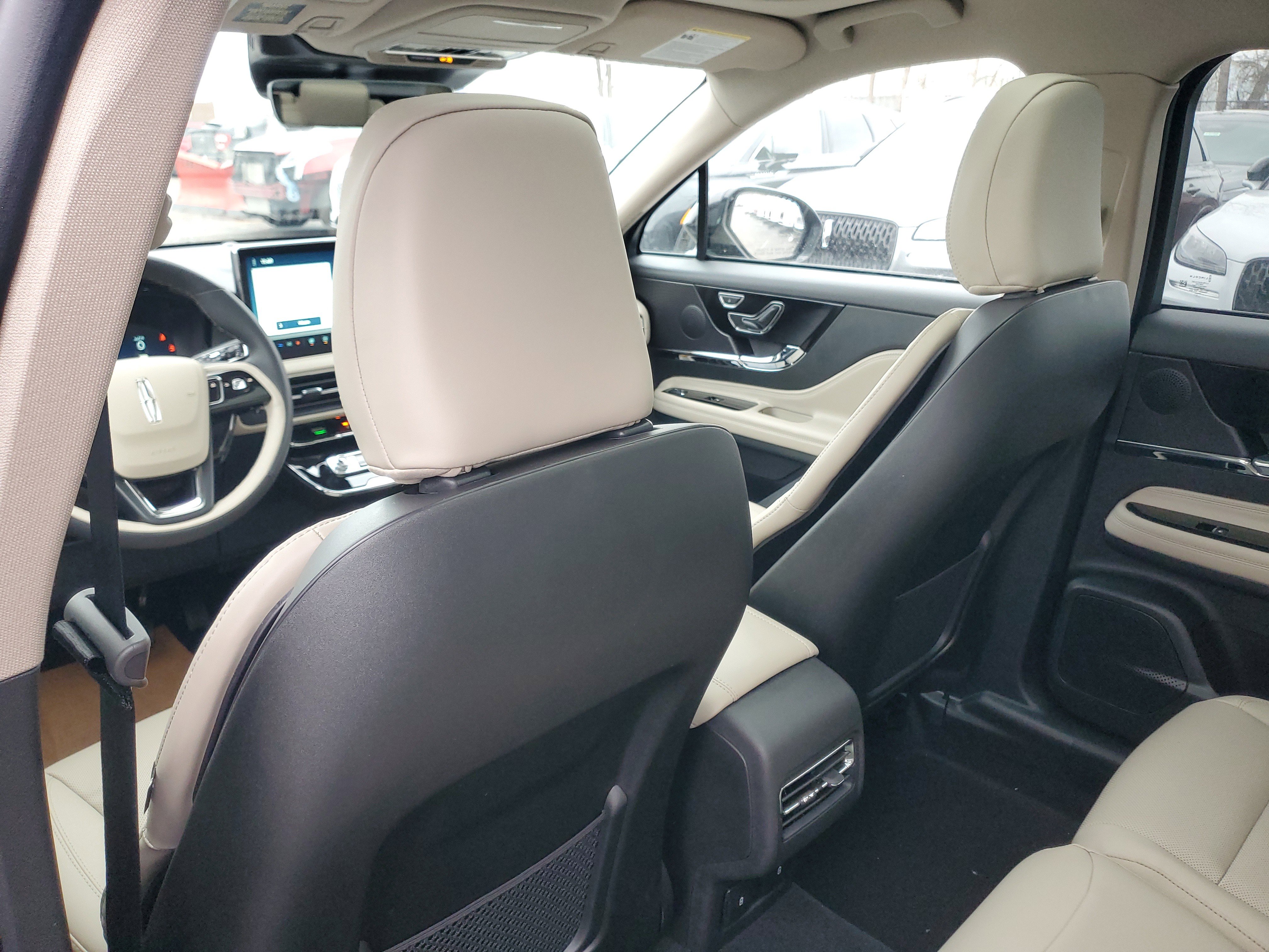 New 2026 Lincoln Corsair Premiere image 26