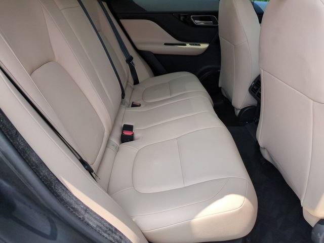 Used 2020 Jaguar F-PACE Premium AWD/4WD image 17