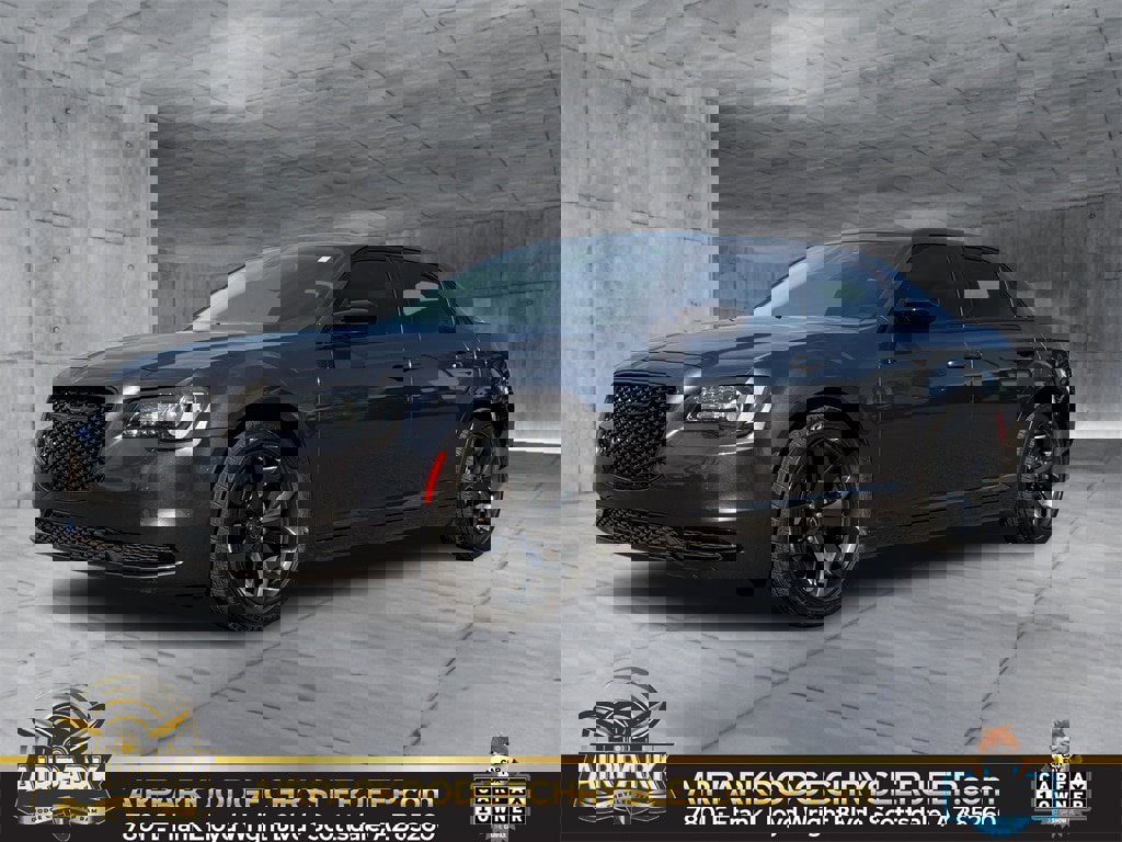 Certified 2023 Chrysler 300 Touring w/ Sport Appearance Package image 1