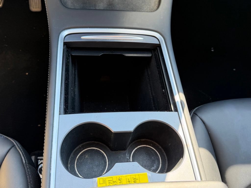 Used 2023 Tesla Model Y Long Range AWD/4WD image 26
