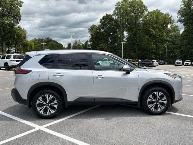 Used 2023 Nissan Rogue SV AWD/4WD image 9