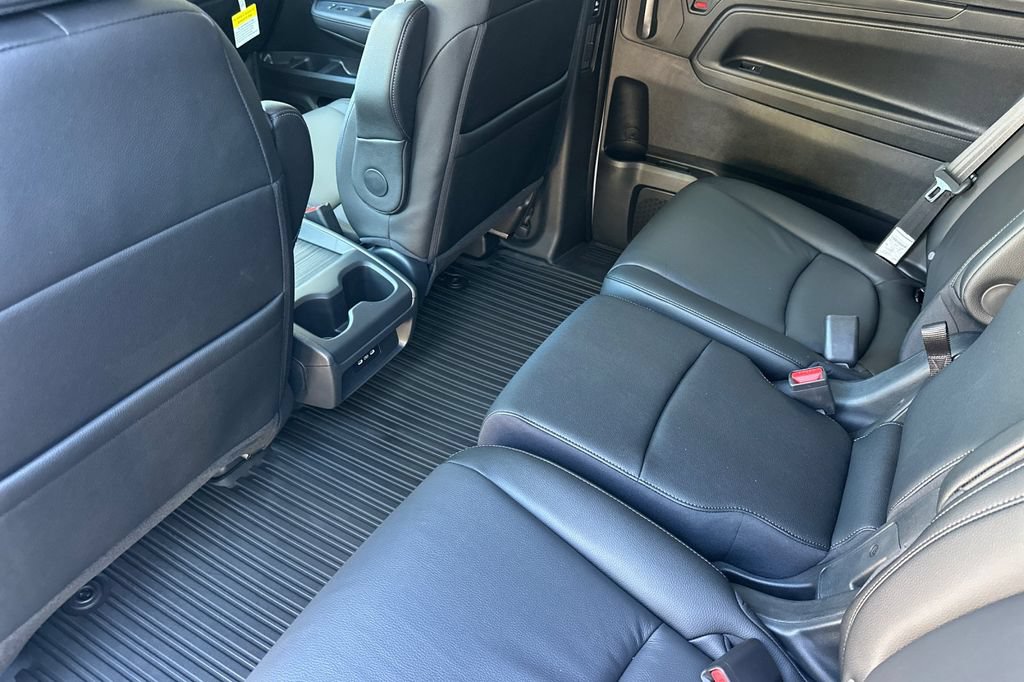 Used 2026 Honda Odyssey EX-L image 12