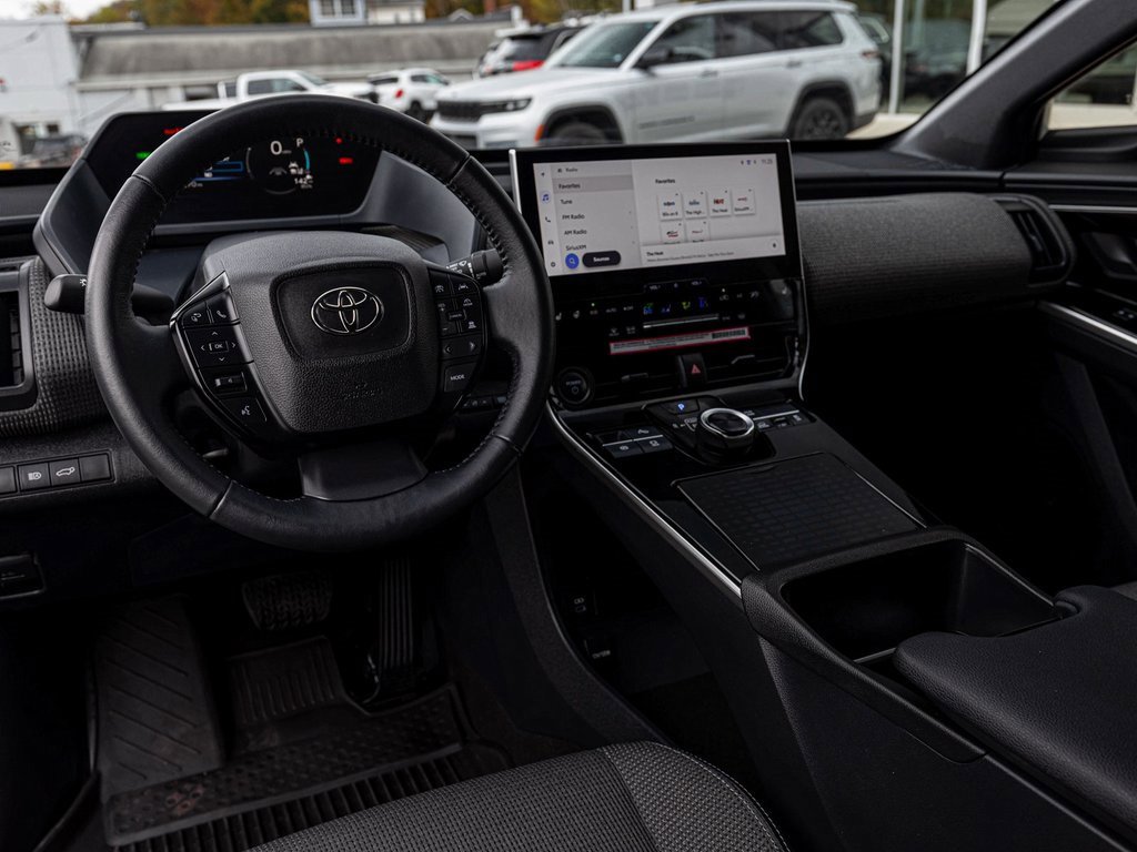 Used 2024 Toyota bZ4X XLE image 17
