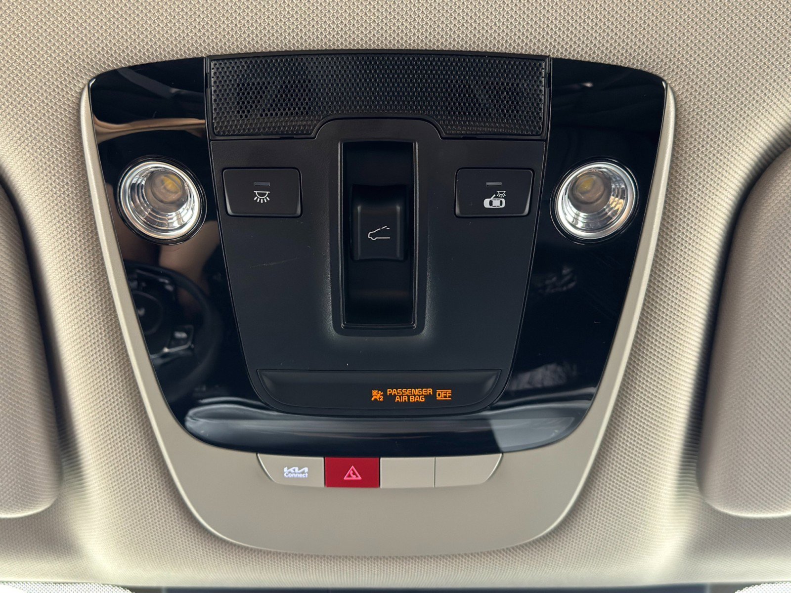 Used 2024 Kia Sorento S w/ Panoramic Sunroof Package AWD/4WD image 29