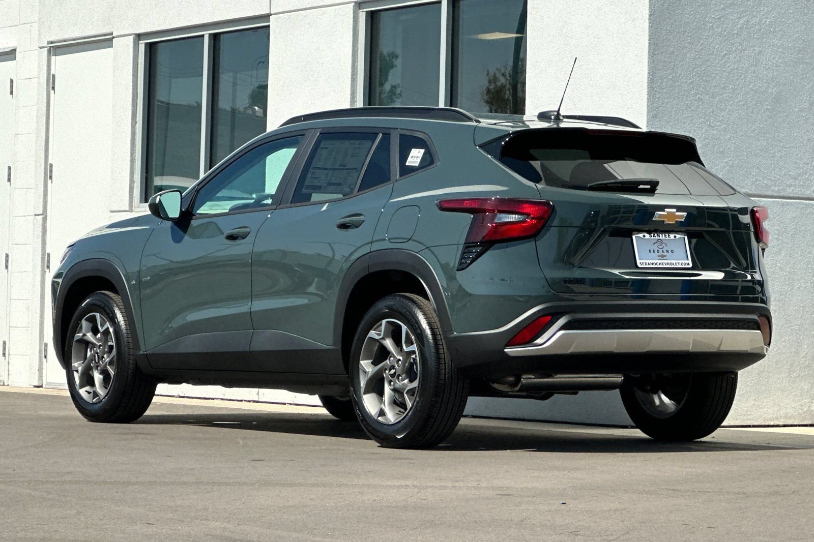 New 2026 Chevrolet Trax LT FWD image 6