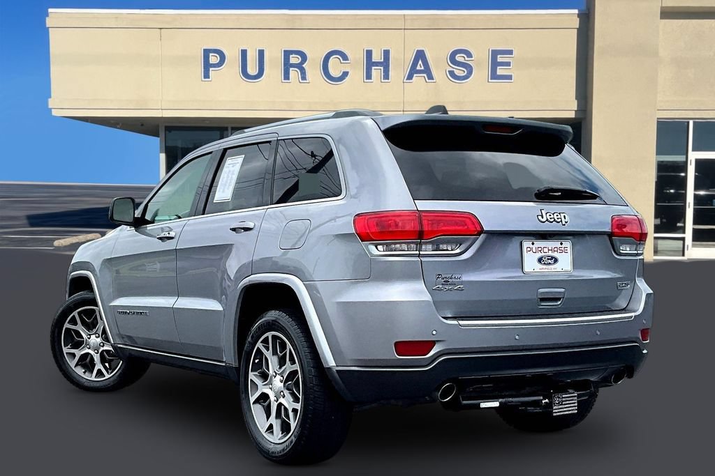 Used 2018 Jeep Grand Cherokee Limited AWD/4WD image 4