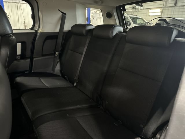 Used 2010 Toyota FJ Cruiser 4WD image 30