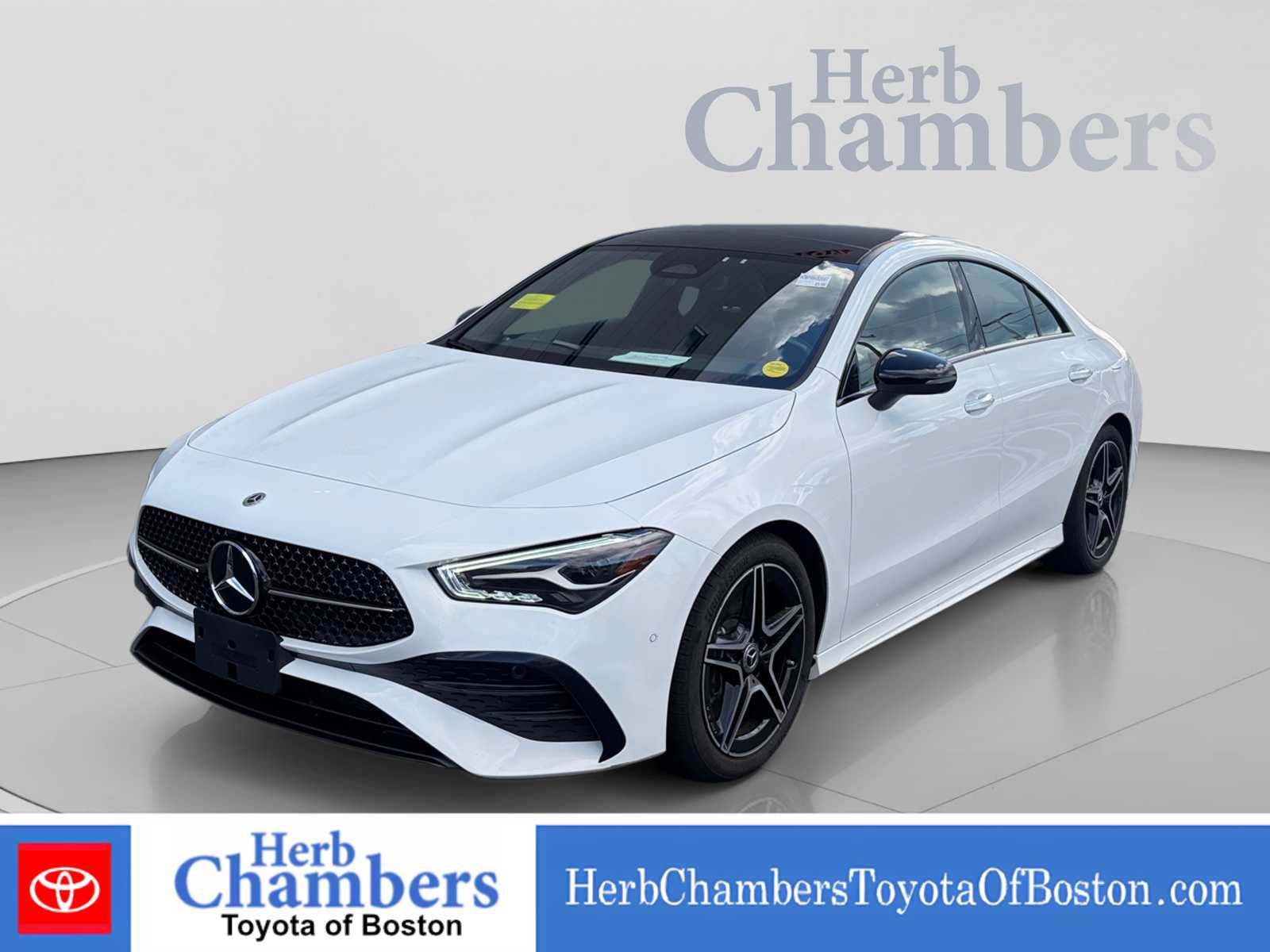 Used 2024 Mercedes-Benz CLA 250 4MATIC image 11