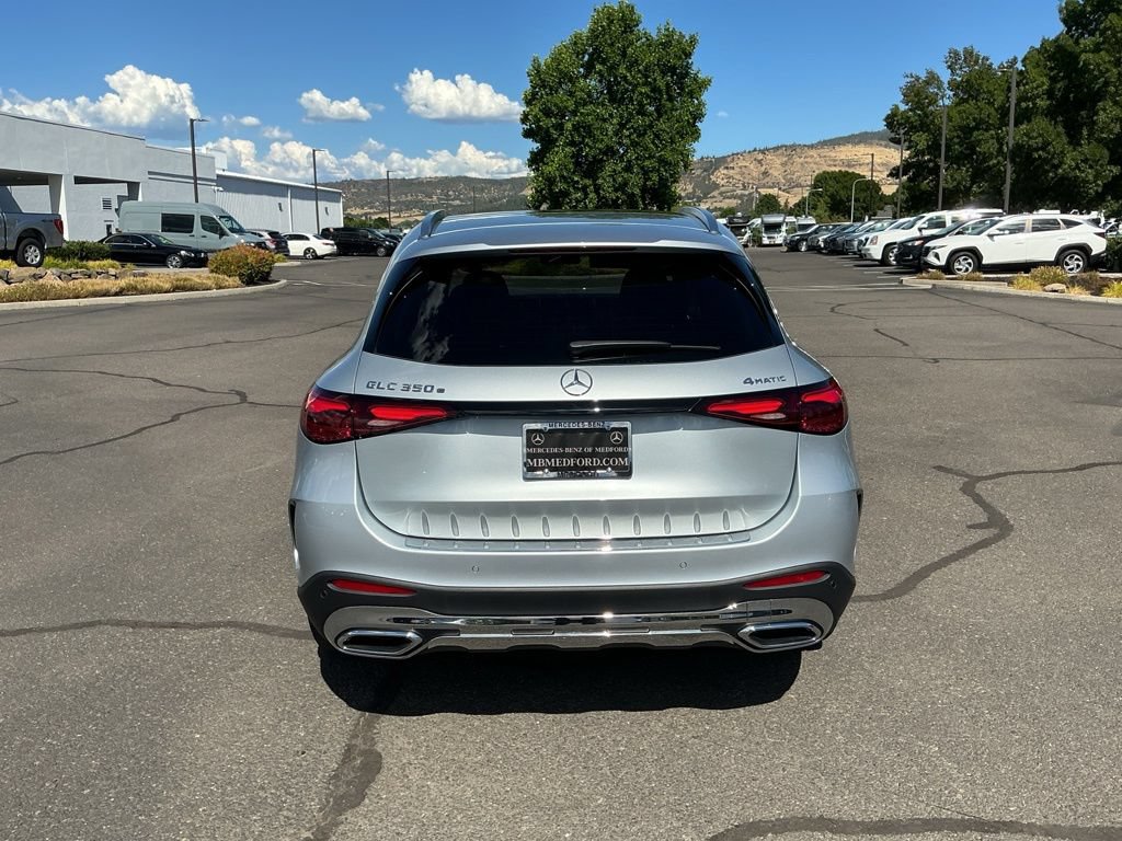 New 2026 Mercedes-Benz GLC 350e 4MATIC image 9