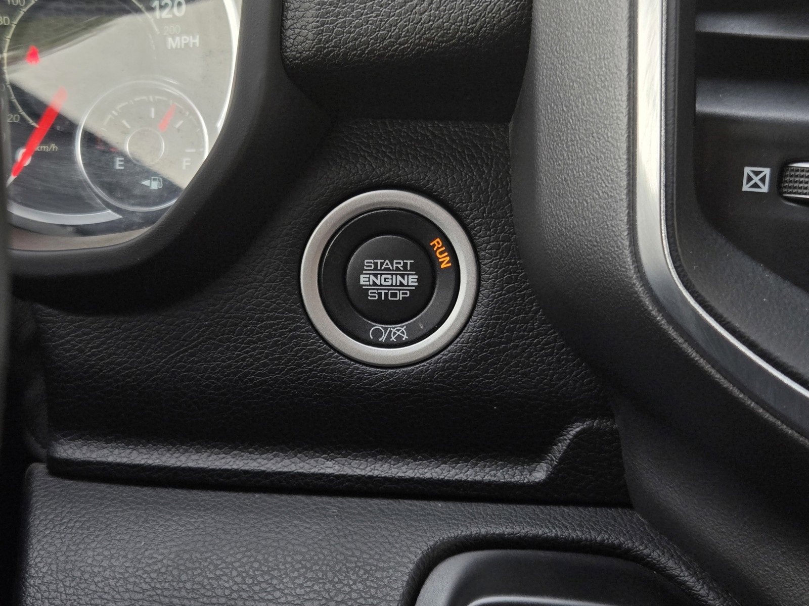 Used 2024 RAM 2500 Big Horn image 20