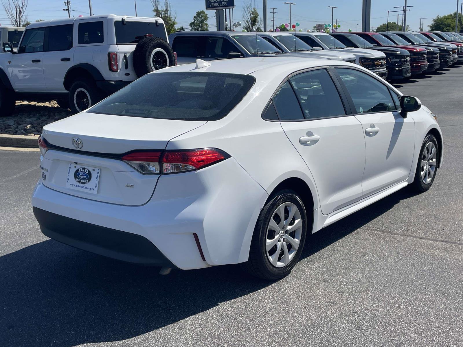 Used 2023 Toyota Corolla LE FWD image 6