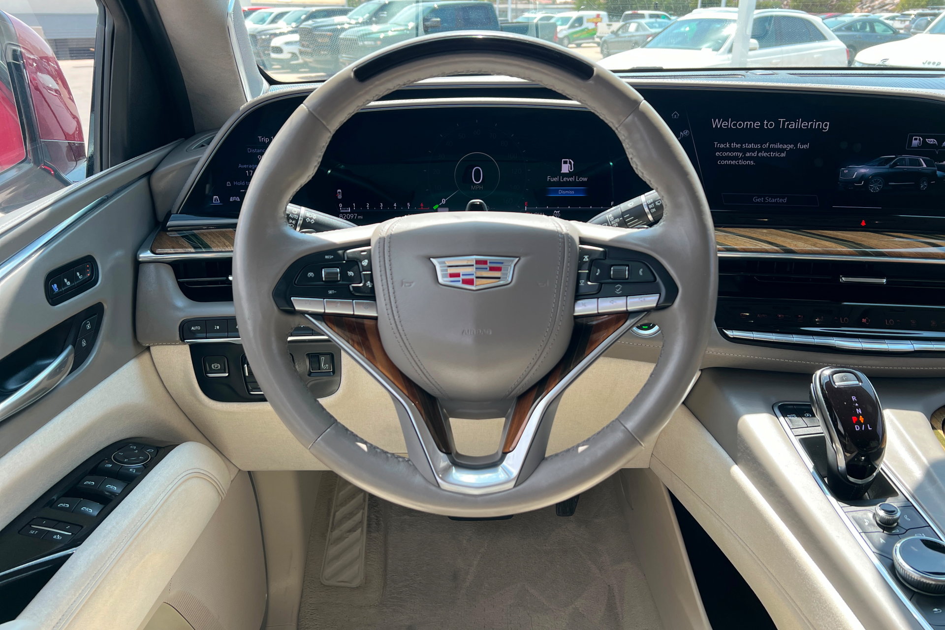 Used 2022 Cadillac Escalade Sport Platinum AWD/4WD image 13