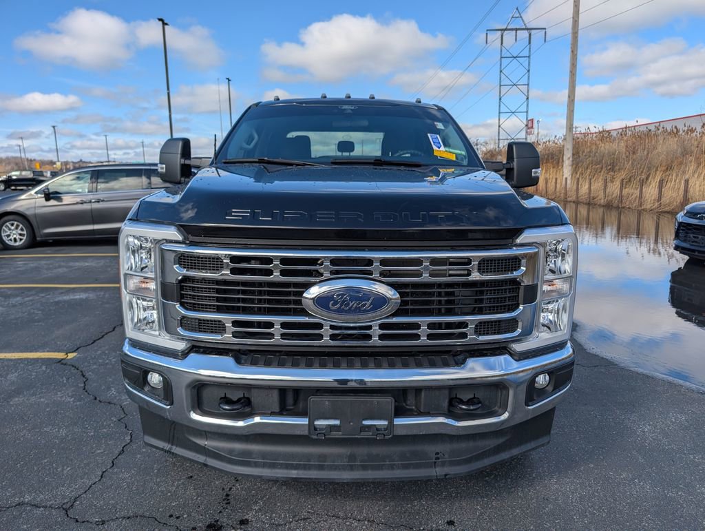 Used 2024 Ford F350 XLT w/ FX4 Off-Road Package image 2
