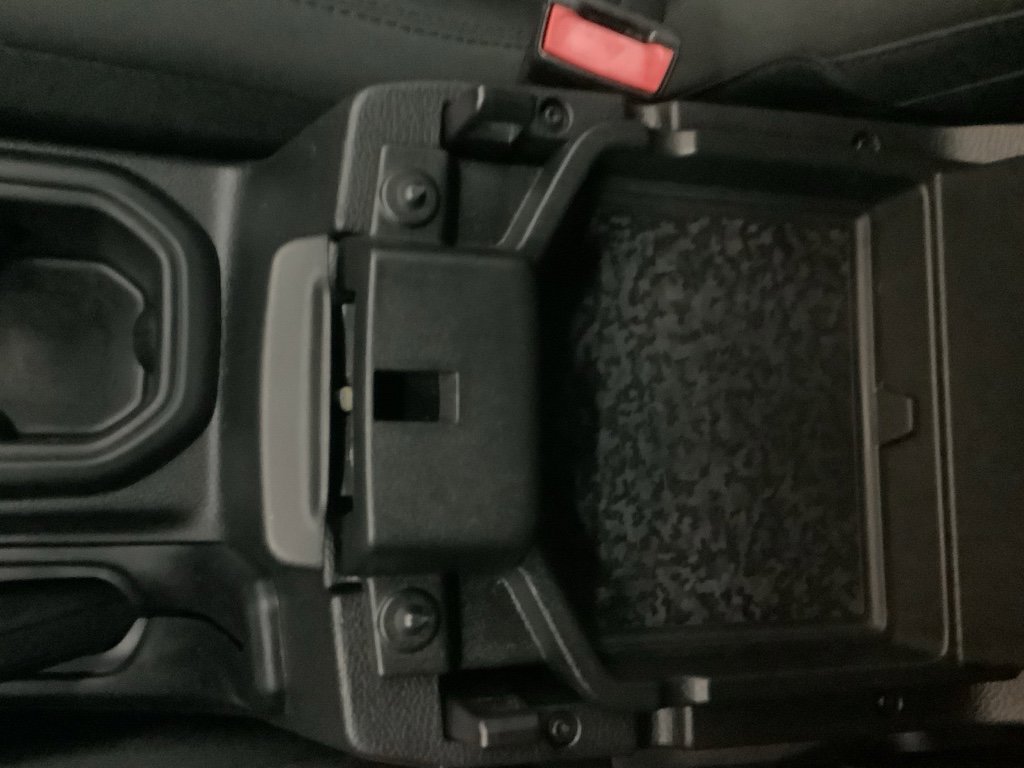 Used 2022 Jeep Wrangler Unlimited Sport image 23