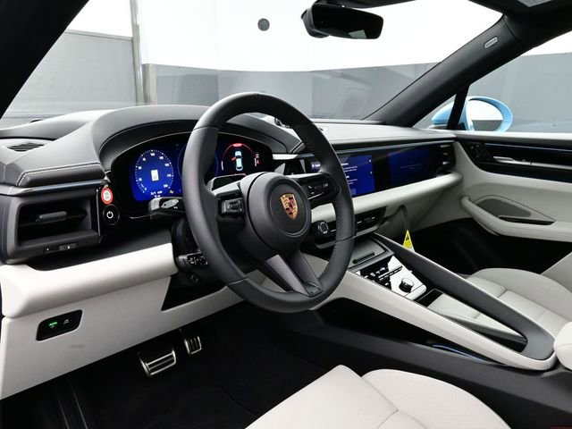 New 2026 Porsche Macan 4S Electric image 4