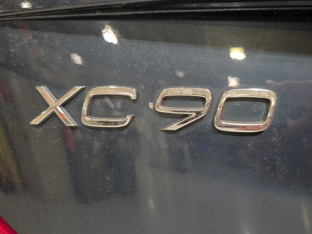 Used 2023 Volvo XC90 B6 Plus AWD/4WD image 15