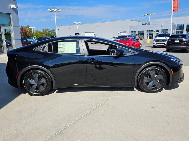 New 2026 Toyota Prius Plug-In Hybrid image 13