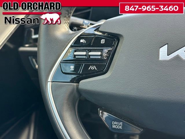 Used 2023 Kia Niro EX Touring FWD image 18