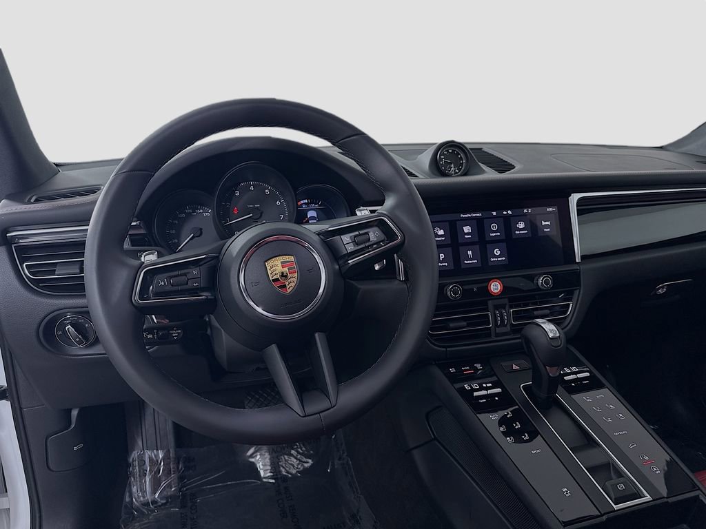 New 2026 Porsche Macan Turbo image 25