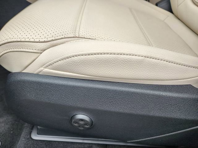 Certified 2026 Mercedes-Benz GLC 300 4MATIC image 9