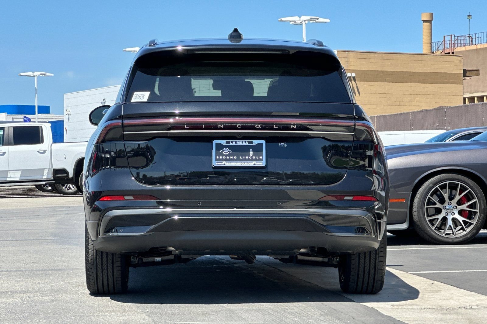 New 2026 Lincoln Nautilus Black Label w/ Jet Appearance Package AWD/4WD image 4